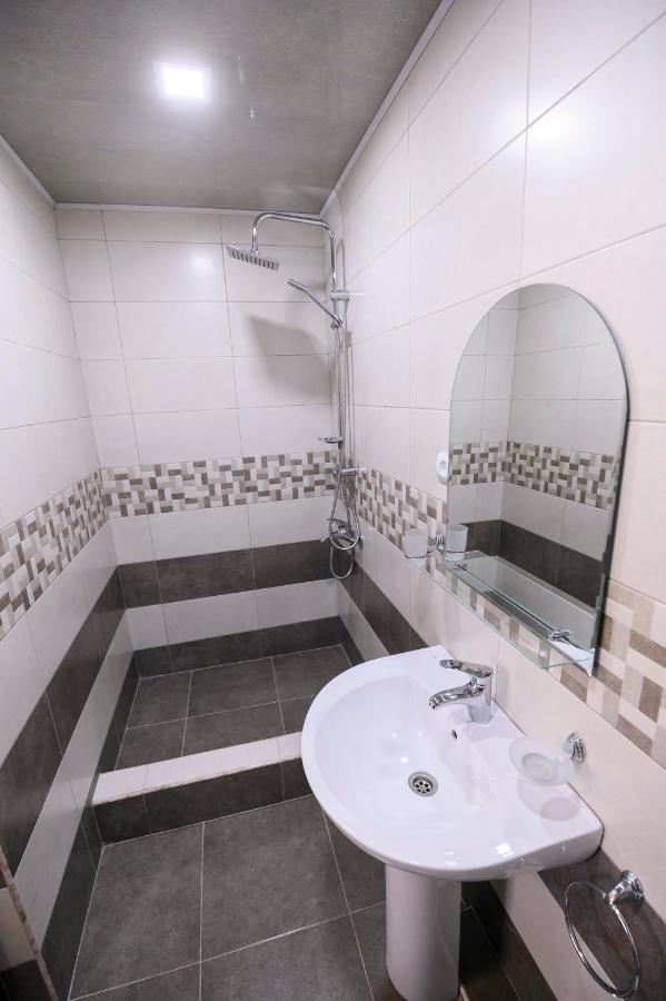Karnel Hotel Sanain Ngoại thất bức ảnh