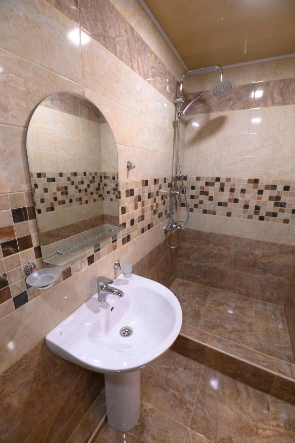 Karnel Hotel Sanain Ngoại thất bức ảnh